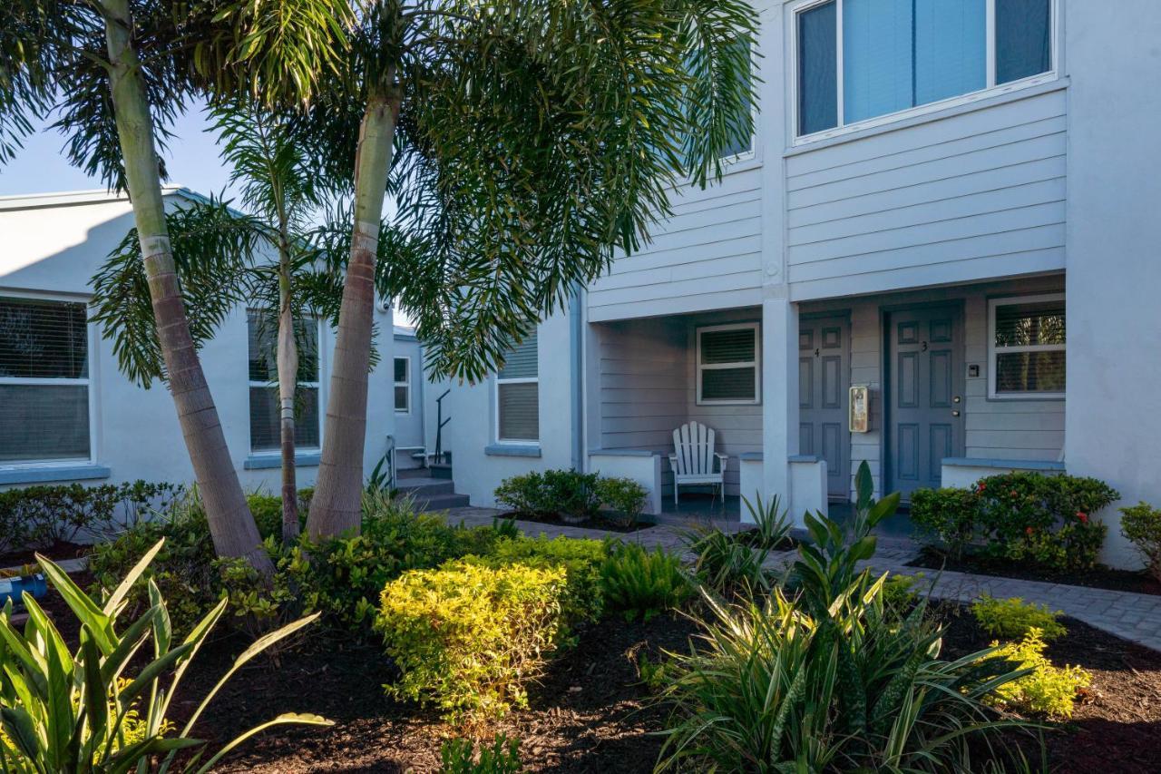 The Bungalows Treasure Island Esterno foto